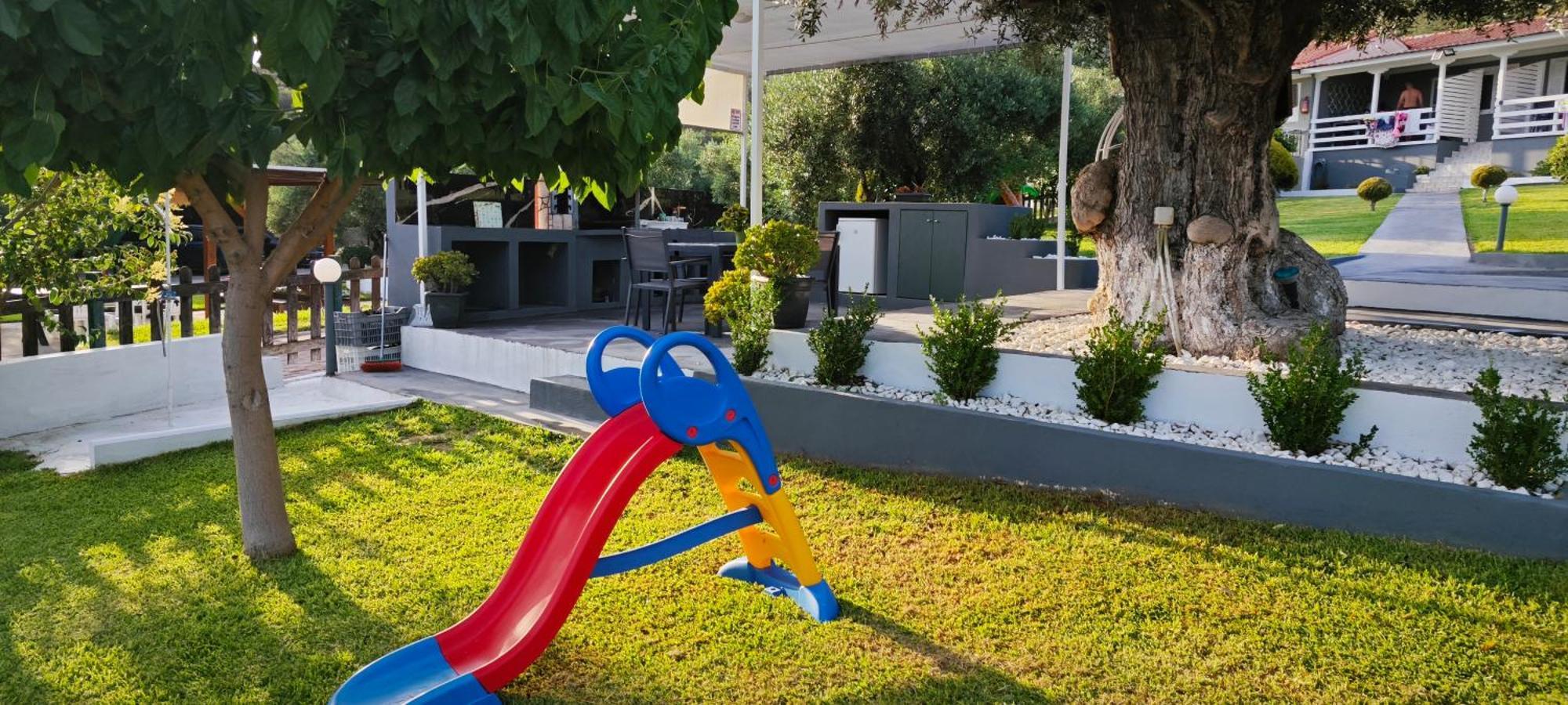 Garlis Apartments Psakoudia Ngoại thất bức ảnh